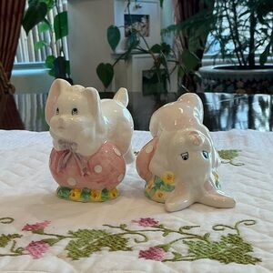 Charming Ceramic Bunny Figurines - Pink and White